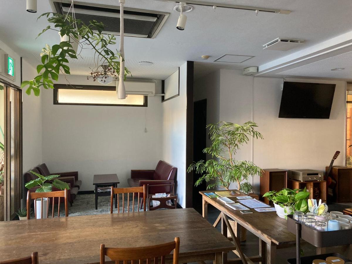 J-Hoppers Beppu Guesthouse ジェイホッパーズ別府ゲストハウス المظهر الخارجي الصورة