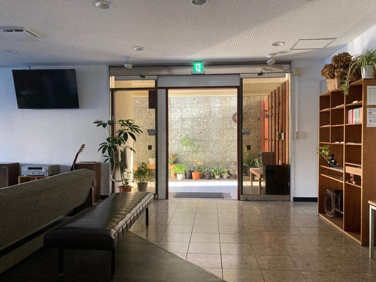 J-Hoppers Beppu Guesthouse ジェイホッパーズ別府ゲストハウス المظهر الخارجي الصورة