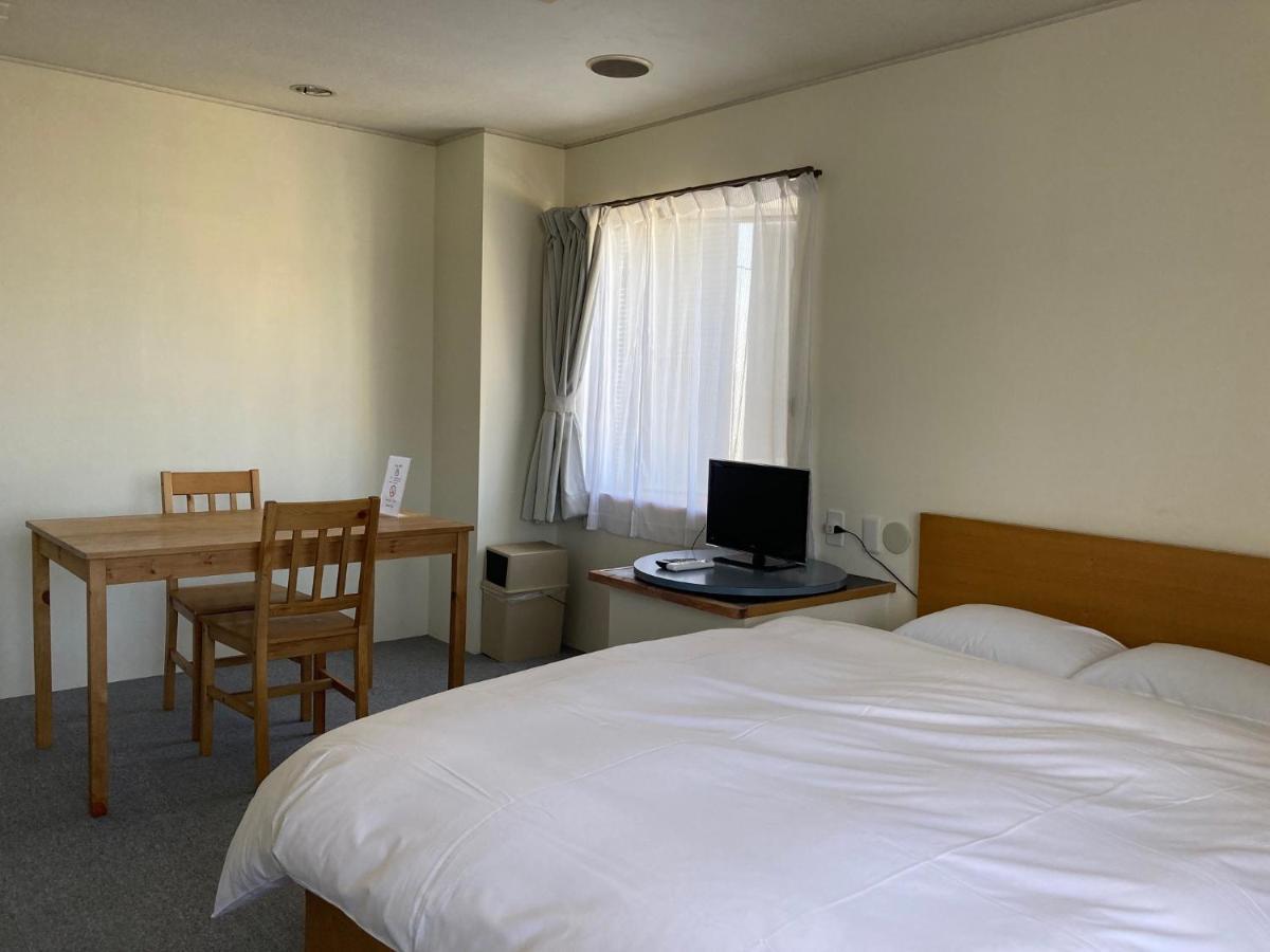 J-Hoppers Beppu Guesthouse ジェイホッパーズ別府ゲストハウス المظهر الخارجي الصورة