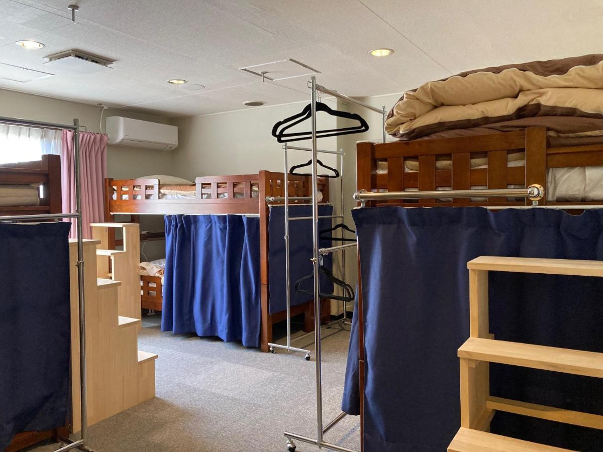 J-Hoppers Beppu Guesthouse ジェイホッパーズ別府ゲストハウス المظهر الخارجي الصورة