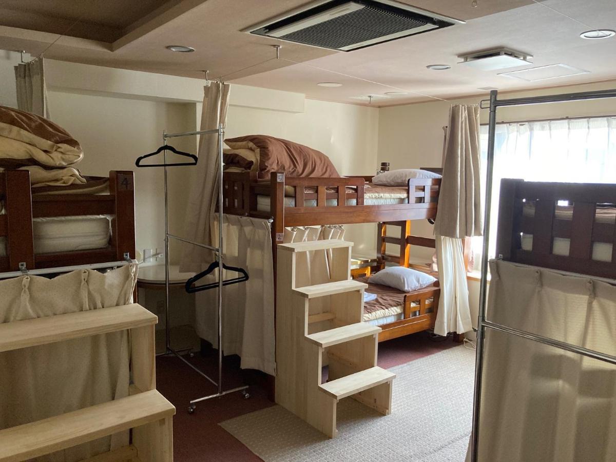 J-Hoppers Beppu Guesthouse ジェイホッパーズ別府ゲストハウス المظهر الخارجي الصورة